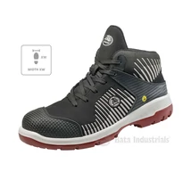 Score XW Magasszárú unisex, fekete